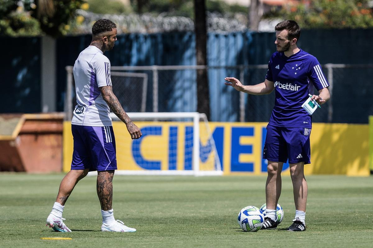O Cruzeiro treinou nesta quarta-feira (5/4), na Toca da Raposa II, em Belo Horizonte