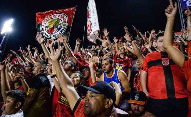 Torcida do Pouso Alegre bateu recorde de pblico no Manduzo