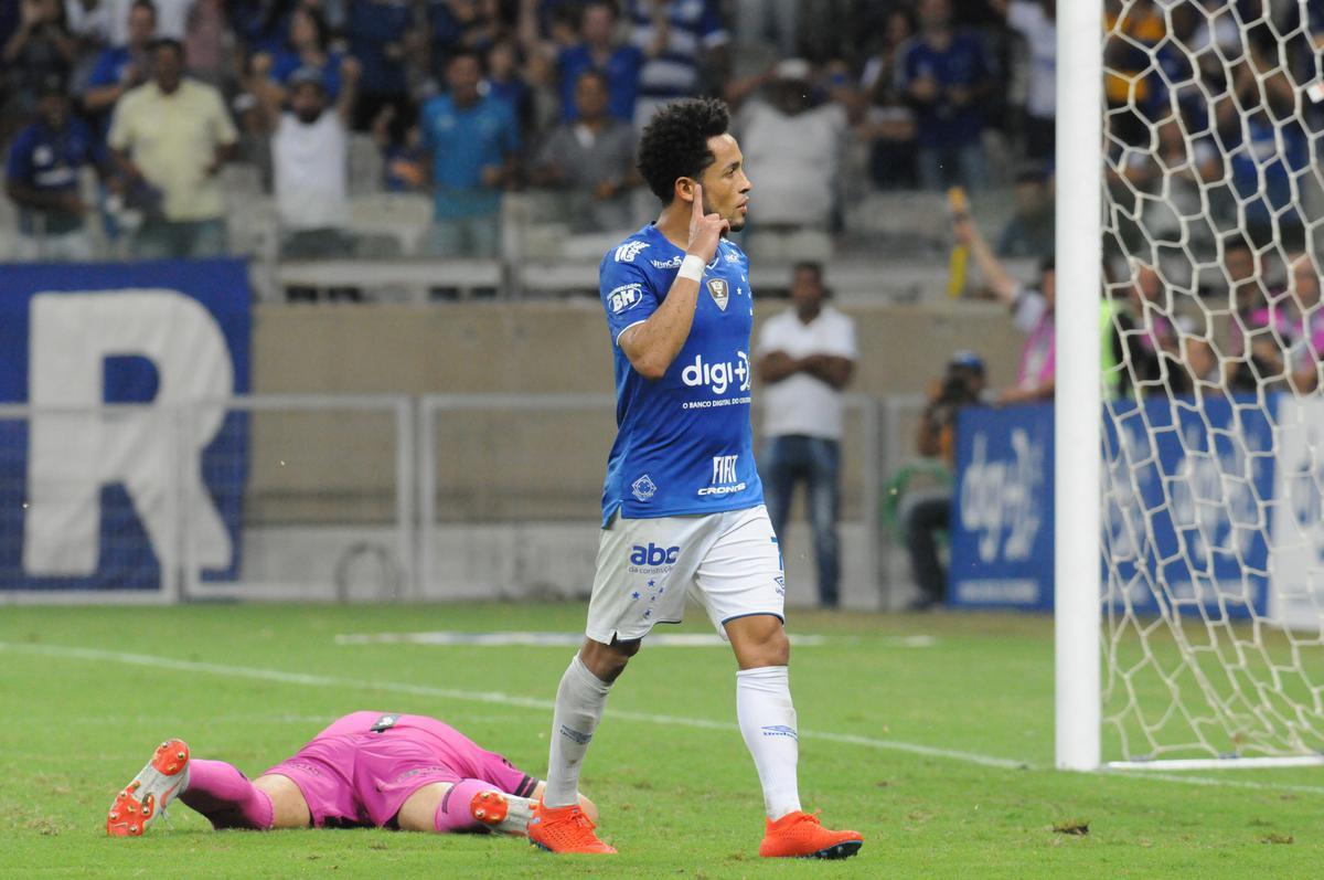O Cruzeiro venceu o América por 3 a 0, no dia 6 de abril de 2019, no Mineirão, em Belo Horizonte, pelo jogo de volta da semifinal do Campeonato Mineiro. Léo, Fred e Rafinha foram os autores dos gols da Raposa.