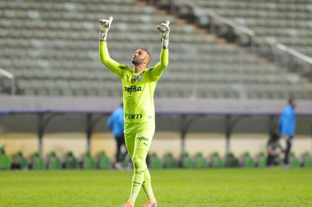 Fotos da partida entre Amrica e Palmeiras, nesta quinta-feira (21), no Independncia, em Belo Horizonte, vlida pela 18 rodada da Srie A do Brasileiro.
