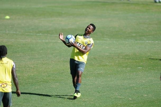 Imagens do treino na Cidade do Galo