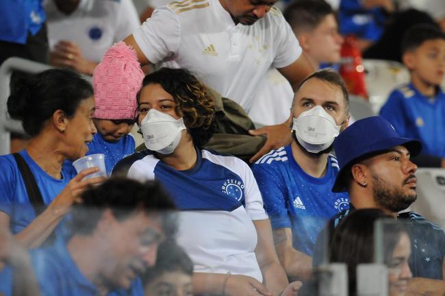 Torcida do Cruzeiro deu show mais uma vez e lotou o Mineiro na partida contra o CRB pela 11 rodada da Srie B