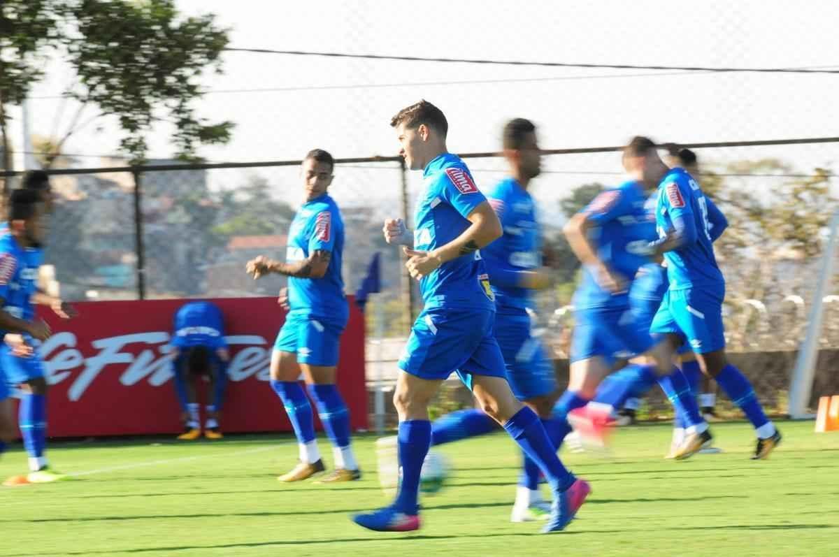Fotos do ltimo treino do Cruzeiro antes do jogo contra o Grmio pela Primeira Liga (Gladyston Rodrigues/EM D.A Press)