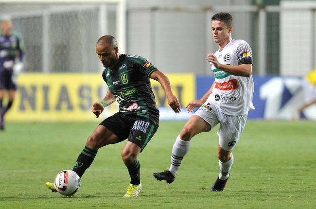 Fotos de Amrica x Athletic, no Independncia, pelo Campeonato Mineiro