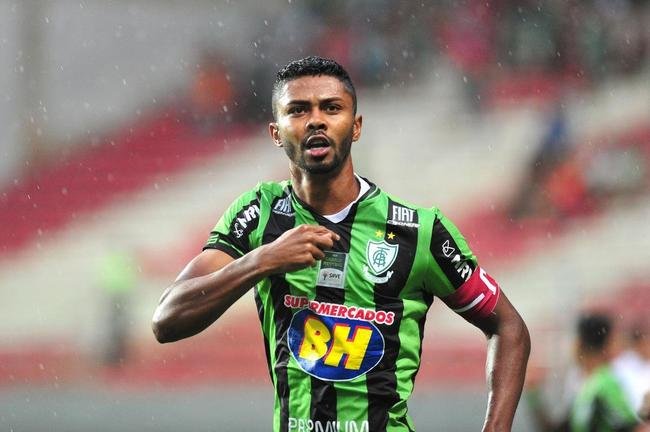 Ricardo Silva (zagueiro)