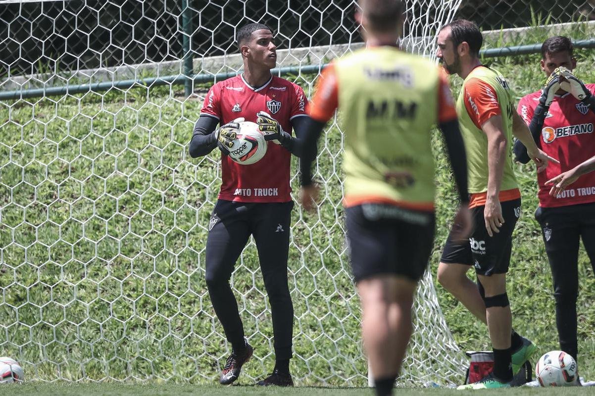 Fotos do treino do Atltico nesta quinta-feira na Cidade do Galo