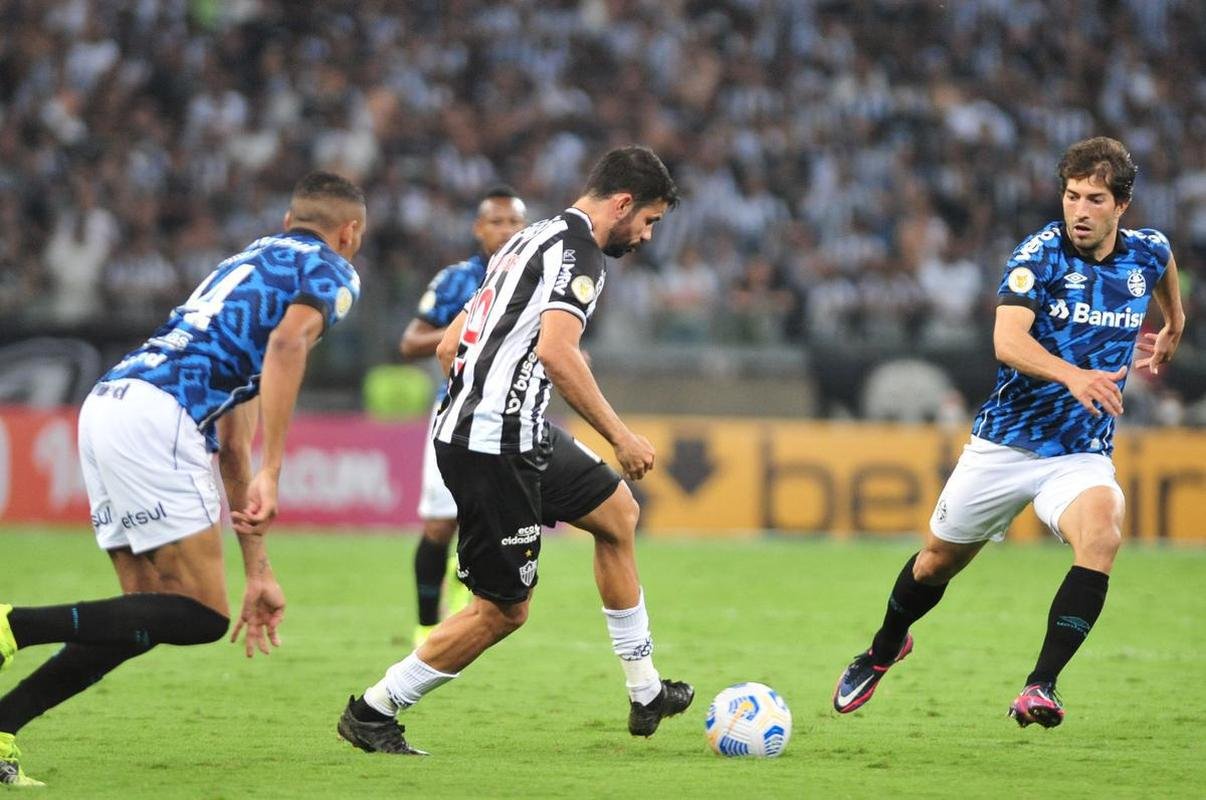 Fotos do jogo entre Atltico e Grmio, no Mineiro, em BH, pela 19 rodada do Campeonato Brasileiro