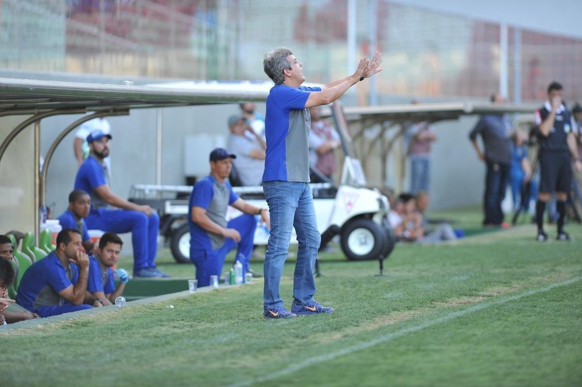 Imagens do jogo entre Cruzeiro e Coritiba, no Independncia, pela final do Campeonato Brasileiro Sub-20