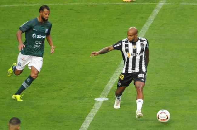 Everson chega a nove pênaltis defendidos com a camisa do Atlético -  Superesportes