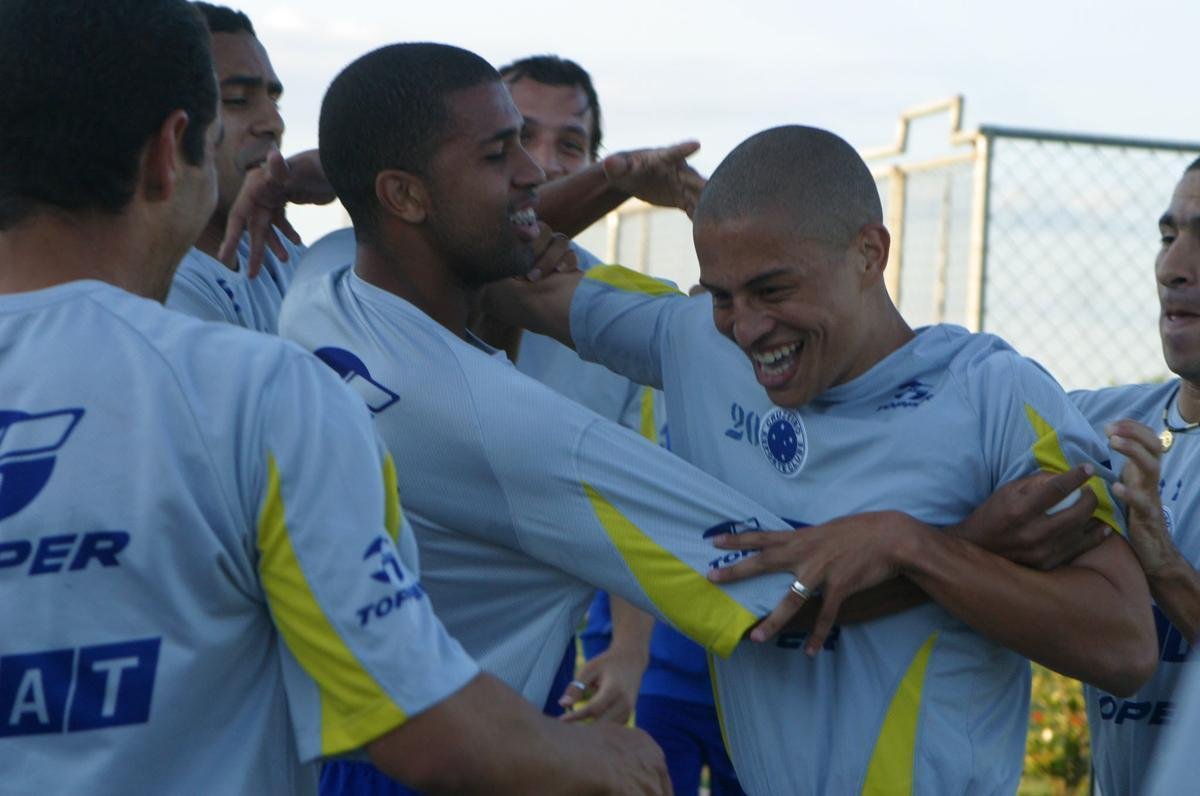 SETEMBRO - Dia a dia de treinos do Cruzeiro na temporada que culminou com a Trplice Coroa
