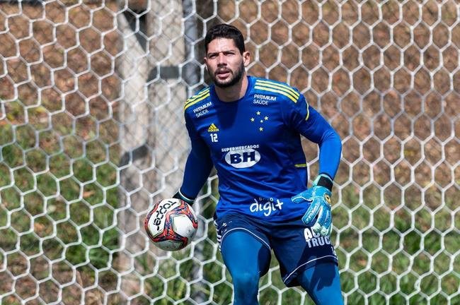 Fotos do treino do Cruzeiro desta sexta-feira na Toca II