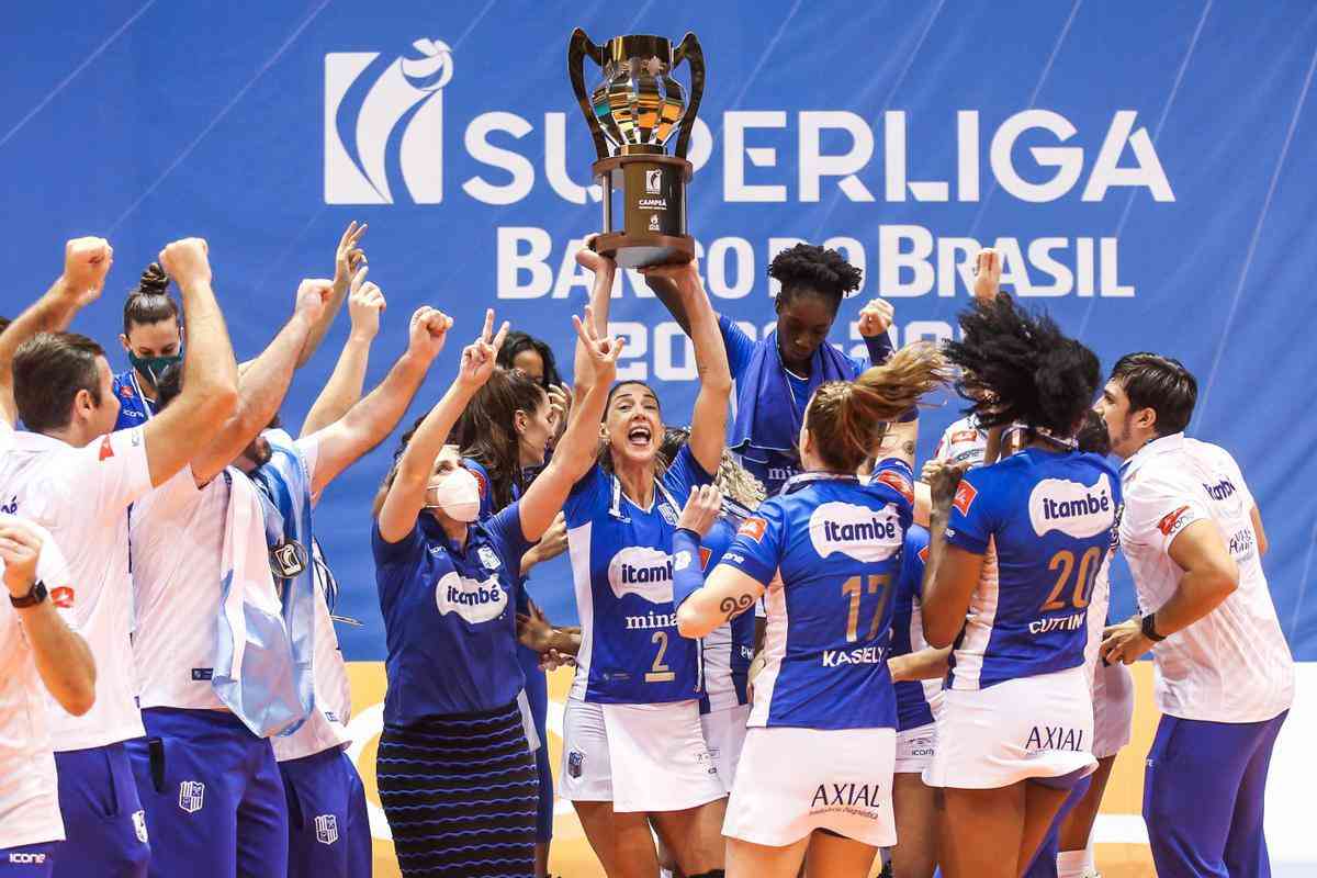 Festa do Minas com a conquista do tetra da Superliga Feminina e premiação dos melhores do torneio edição 2020/2021