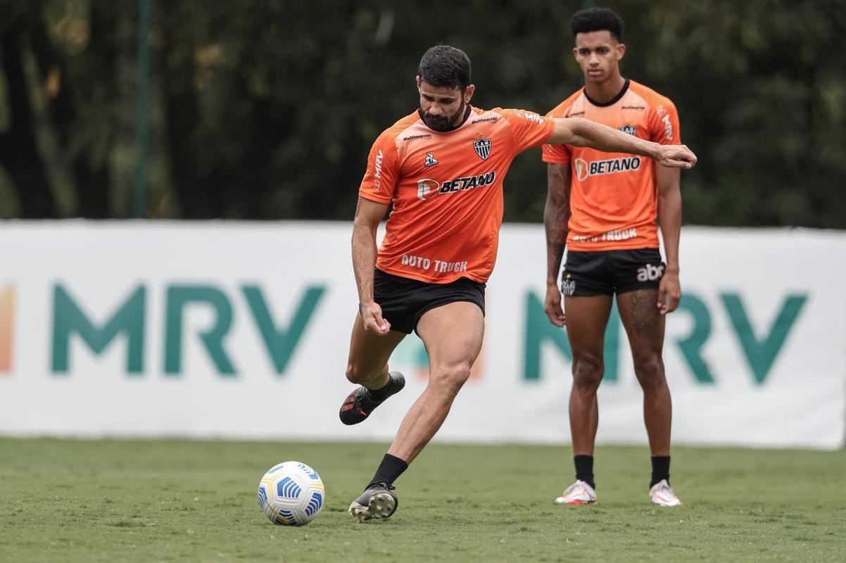 Fotos do treino do Atltico neste domingo, 14/11/2021