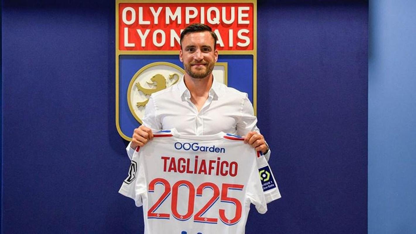 Lyon: lateral-esquerdo Nicols Tagliafico (ex-Ajax)