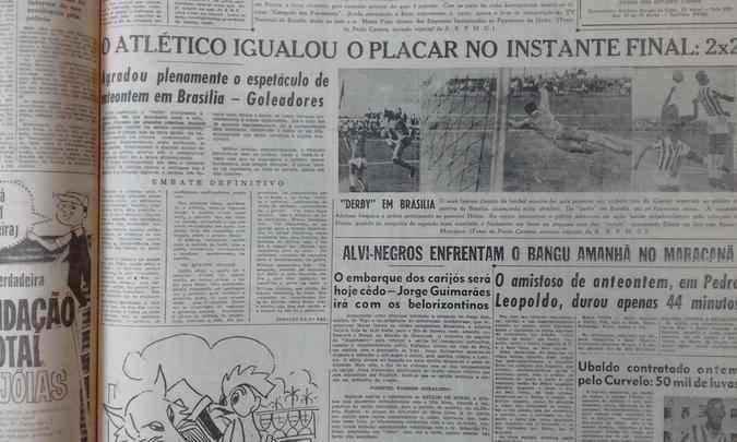Em 16 de junho de 1960, a convite do então presidente Juscelino Kubitschek, Cruzeiro e Atlético realizaram amistoso no Estádio Israel Pinheiro, da recém-construída capital Brasília. Houve empate por 2 a 2, como registra o jornal Estado de Minas da época. Público foi de 1.100 pessoas. Esse foi o único clássico mineiro disputado fora de Minas Gerais no território brasileiro. Em 2009, clubes também duelaram em Montevidéu, no Uruguai, pelo Torneio de Verão que ainda contou com Nacional-URU e Peñarol-URU