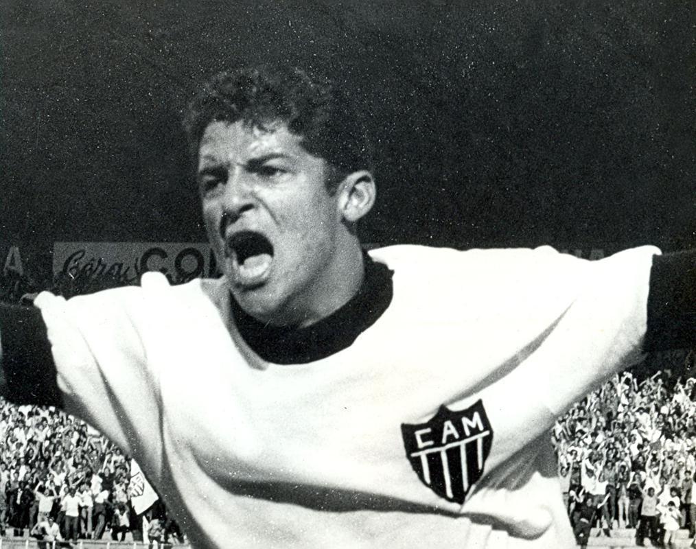 43 - Vaguinho - 56 gols
