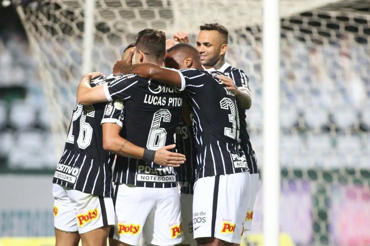 16 lugar - Corinthians - 1 vitria, 3 empates e 2 derrotas (6 pontos e -4 gols de saldo)