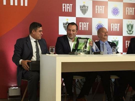 Presidentes e mascotes de Amrica, Atltico e Cruzeiro foram  fbrica da Fiat, em Betim, onde firmaram acordo comercial