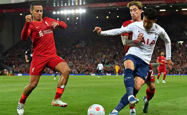 Liverpool empata com Tottenham em casa e se complica no Campeonato Inglês -  Superesportes