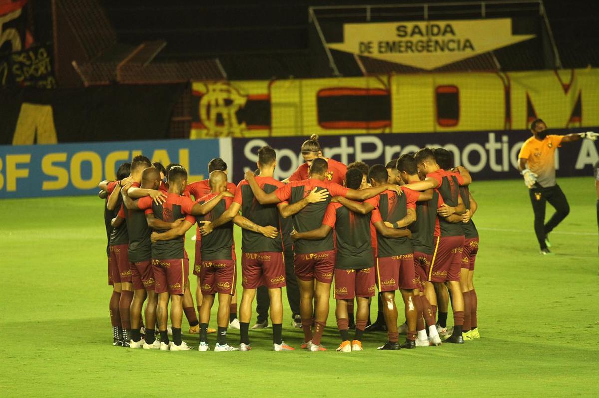 Equipes se enfrentaram no fechamento da rodada nesta segunda-feira na Ilha do Retiro