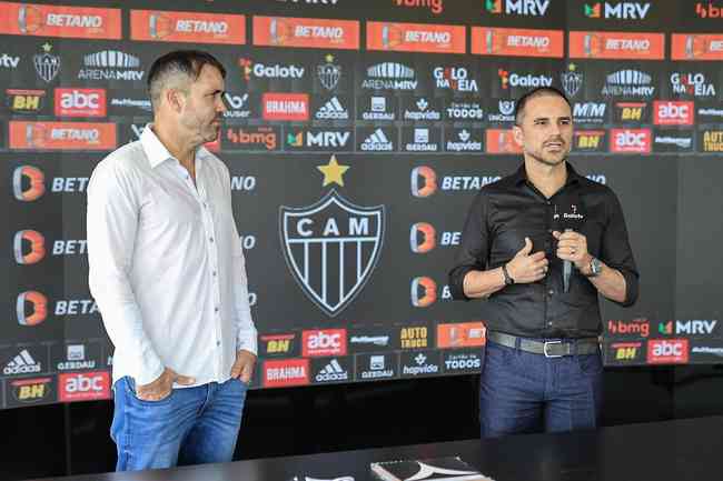 Eduardo Coudet fala sobre esquema de jogo para o Galo e elogia elenco