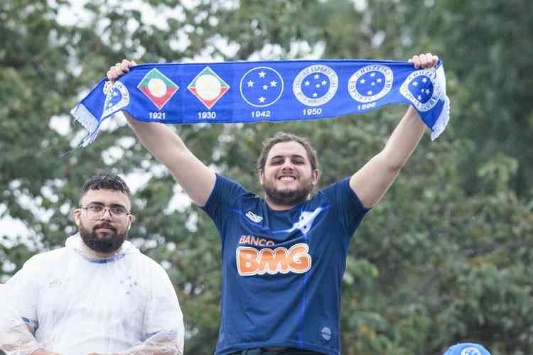 O Cruzeiro estreou no Mineiro de 2023 contra o Patrocinense, em Patrocnio