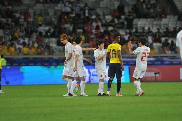 Equador e Japo se enfrentaram no Mineiro pela terceira rodada do Grupo C da Copa Amrica