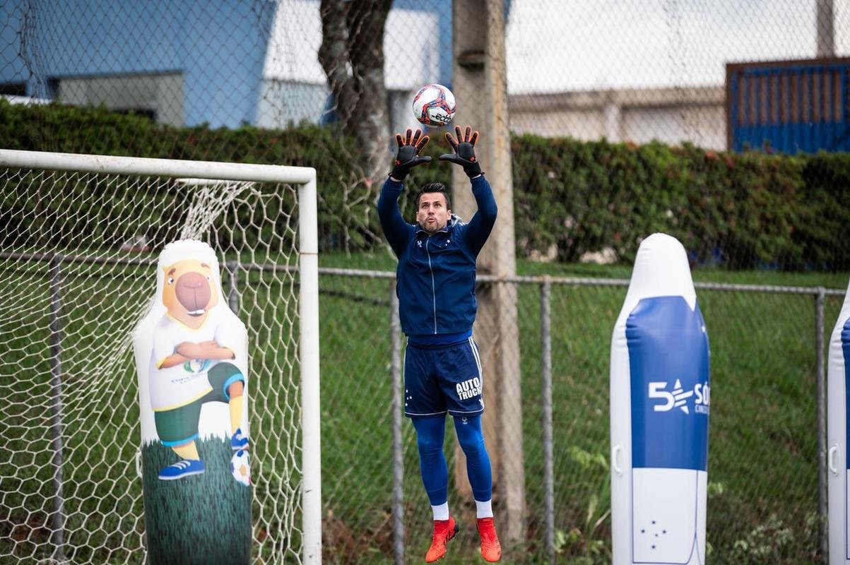 Fotos do treino do Cruzeiro desta tera-feira (26/10) na Toca II