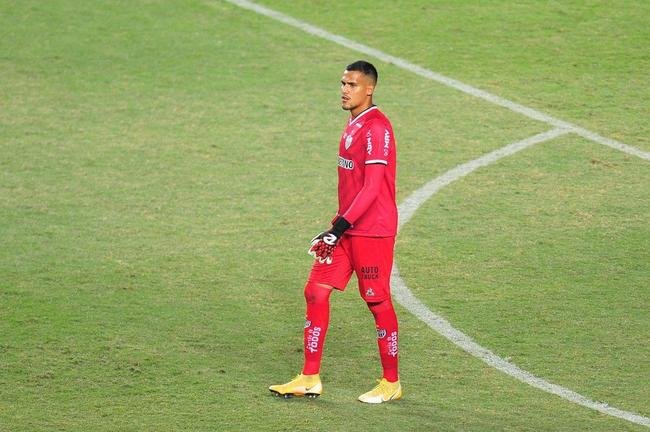 Matheus Mendes - Fez a estreia no time principal do Galo, mas no foi exigido.
