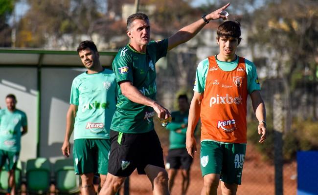 América, de Vagner Mancini, receberá o pior visitante do Brasileiro
