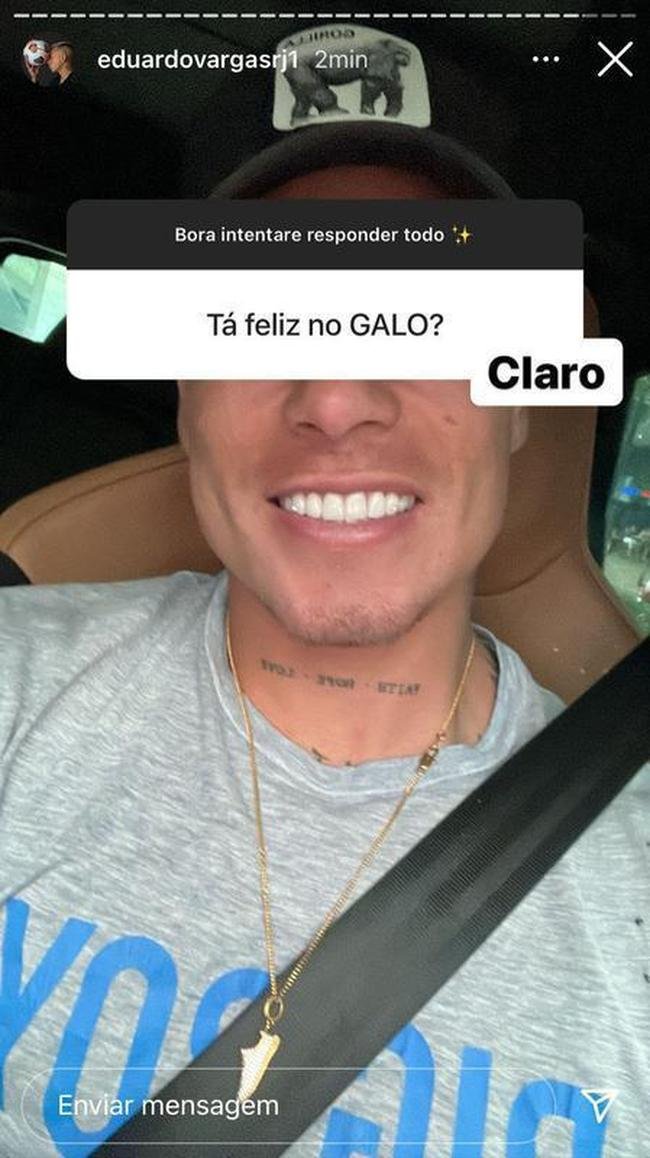 Nos stories do Instagram, Eduardo Vargas respondeu torcedores e falou sobre sua permanncia no Atltico