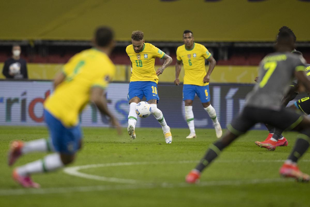 Com gols de Richarlison e Neymar, Brasil venceu o Equador no Beira-Rio 