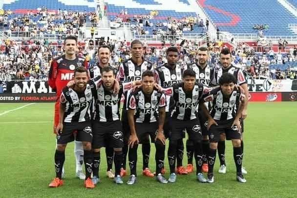 Atlético inicia o ano em que disputará outras cinco competições com uma taça