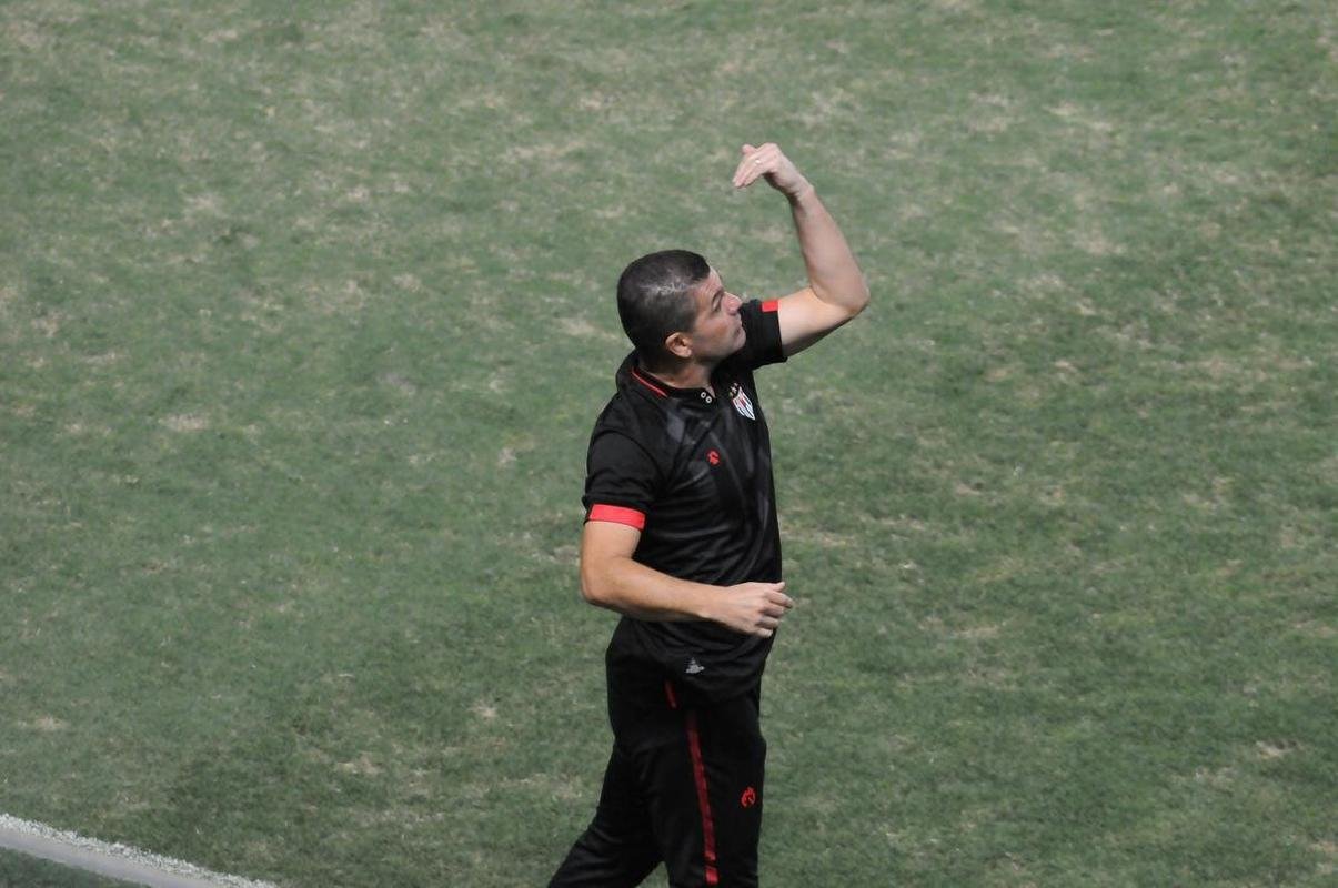 Fotos da vitria do Atltico por 2 a 0 sobre Atltico-GO pelo Campeonato Brasileiro