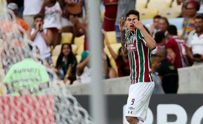 Fluminense e Cruzeiro em partida vlida pela segunda rodada do Brasileiro