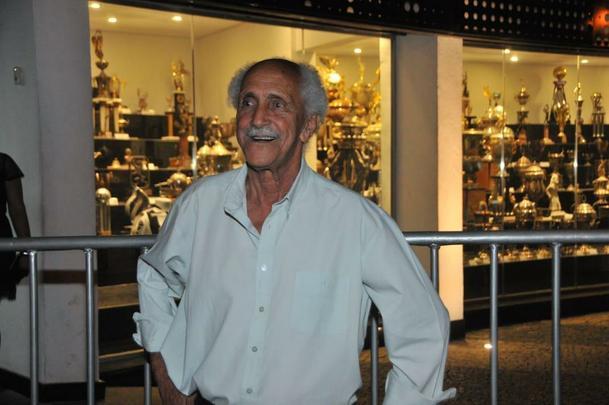 Cerimnia de entrega da Medalha ao Mrito ao Clube Atltico Mineiro pelo Conselho Deliberativo do clube. Na foto, senhor Milton, funcionrio do Galo, um dos homenageados da noite.