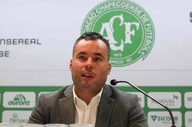 Tcnico Jair Ventura foi apresentado pela Chapecoense nesta quinta-feira