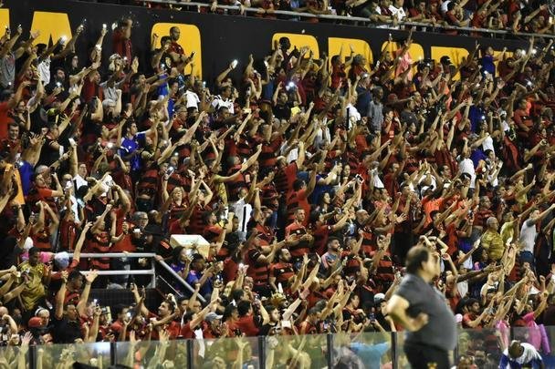 De virada e com gols de Hernane e Guilherme, o Sport reencontrou o caminho das vitórias, diante do Paraná, na Ilha do Retiro, pela 31ª rodada da Série B