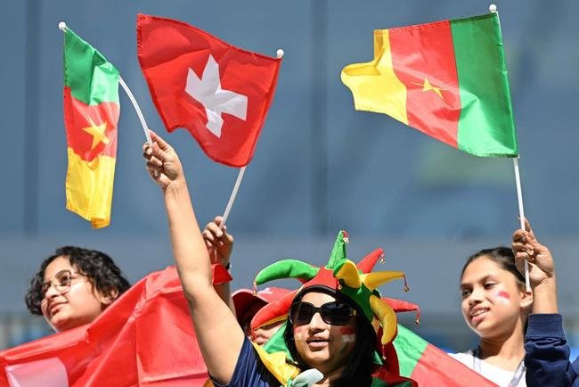 Pela primeira do Grupo G da Copa do Mundo, Sua e Camares duelam no Estdio Al-Janoub, em Al-Wakrah