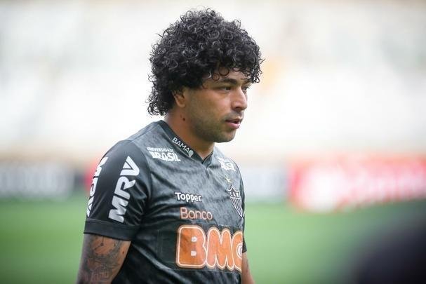 Levir Culpi comanda treino no Mineirão antes da estreia no Grupo E da Libertadores