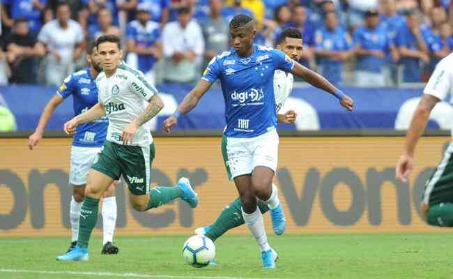 Cruzeiro perdeu para o Palmeiras em 2019 e chegou a cinco derrotas seguidas