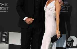 Ex-goleiro do Arsenal, David Seaman, e sua esposa Frankie Poultney 
