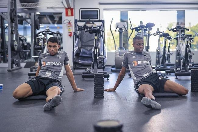 Aps o empate com o Fortaleza, elenco do Atltico treinou na Cidade do Galo, na tarde desta tera-feira (25/10).