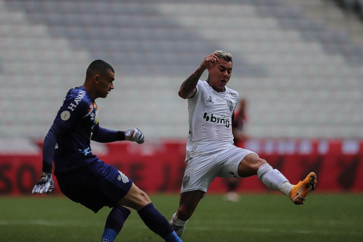 Athletico-PR 0 x 1 Atltico: veja fotos do jogo pela Srie A