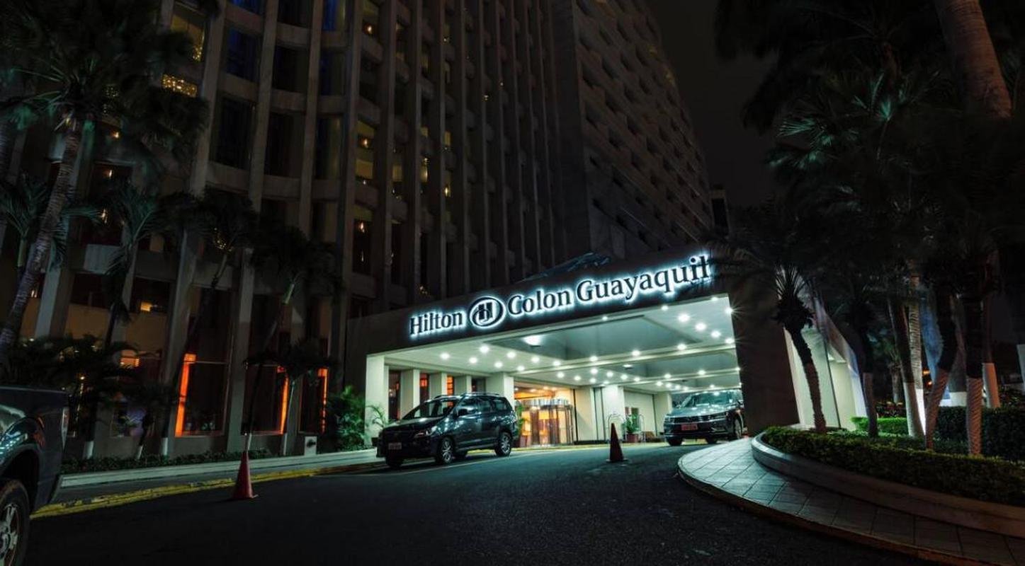 Galo est hospedado no Hilton Colon Guayaquil, localizado em uma regio nobre da cidade litornea no Equador; acomodao quatro estrelas tem estrutura de ponta