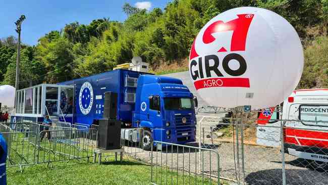 Em crise financeira, Cruzeiro viajará de ônibus para Tombos, onde jogará no  sábado - Superesportes