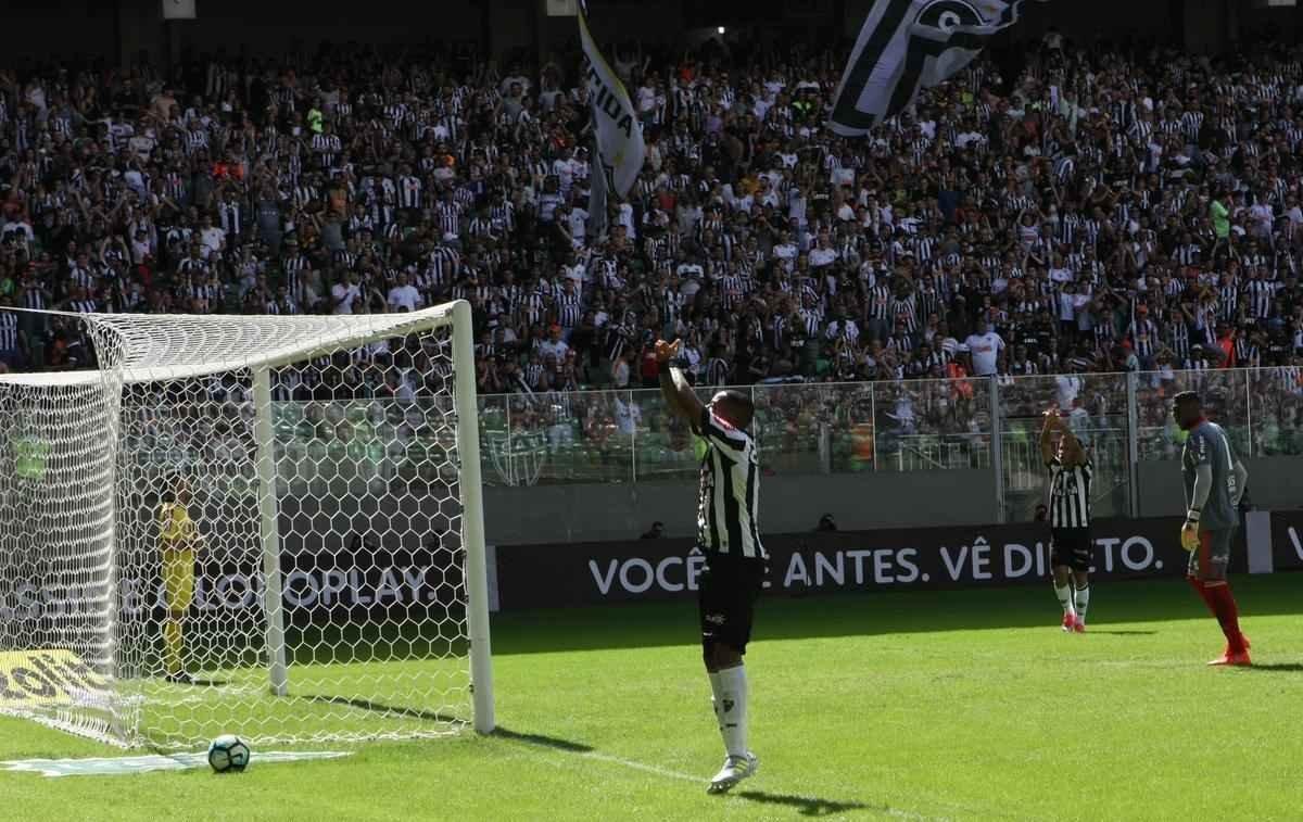Imagens de Atltico x Ponte Preta