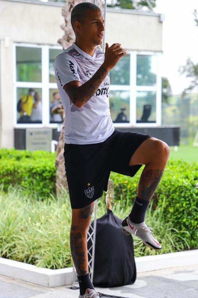 Fotos do primeiro treino de Hulk no Atlitco