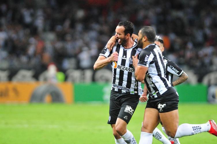 Fotos da partida entre Atltico e Fortaleza, pela ida da semifinal da Copa do Brasil, no Mineiro