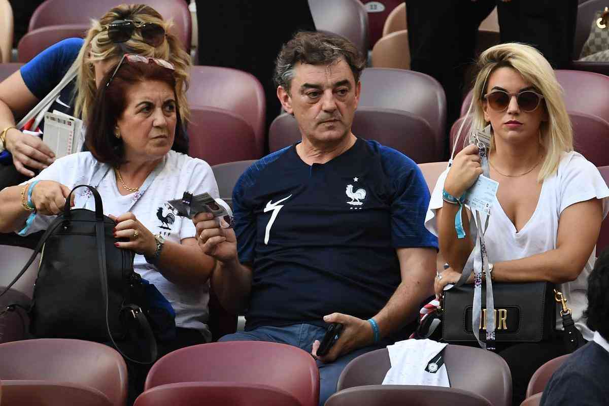 Erika Choperenea, esposa do francs Antoine Griezmann, na final da Copa do Mundo
